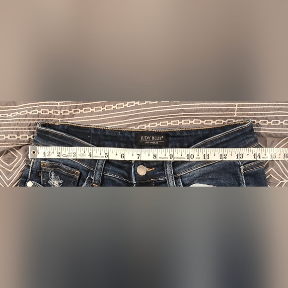 Judy Blue Midrise Distressed Splattered Boyfriend Jeans Size 5/27 - Picture 5 of 8